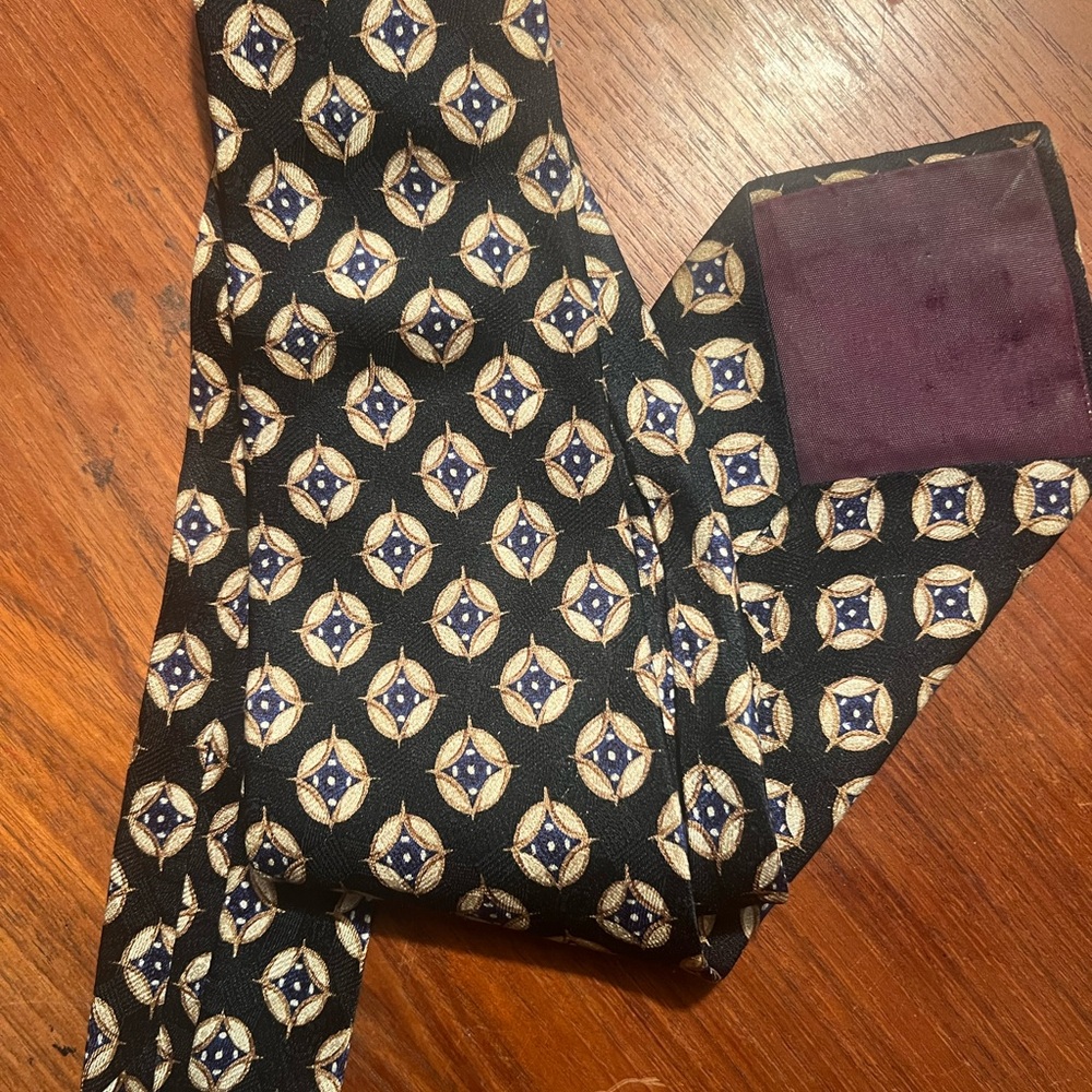 Silk Black Patterned Tie - Picture 1 of 6